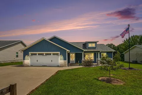 324 Post Oak Rd E, Camden, TN 38320