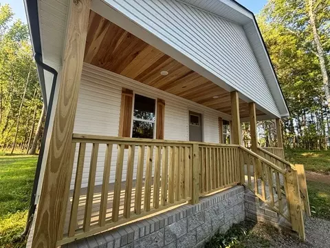 Exterior - 3131 Oak Grove Rd, Goodspring, TN 38460 photo 2 of 9