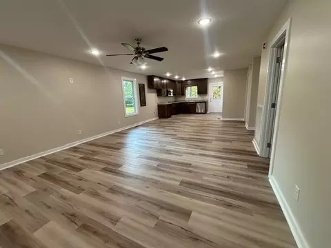 Living - 3131 Oak Grove Rd, Goodspring, TN 38460 photo 1 of 1