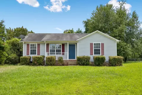 717 Polk Ave, Oak Grove, KY 42262