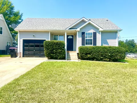 329 Broadmore Dr, Clarksville, TN 37042