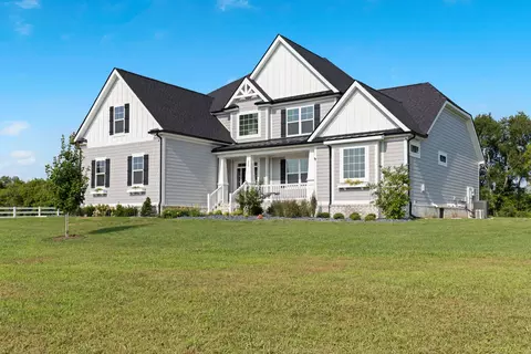 332 Woodbine Rd, Gallatin, TN 37066