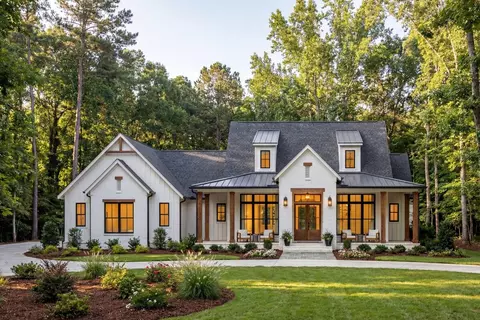 8465 Cedar Grove Rd, Cross Plains, TN 37049