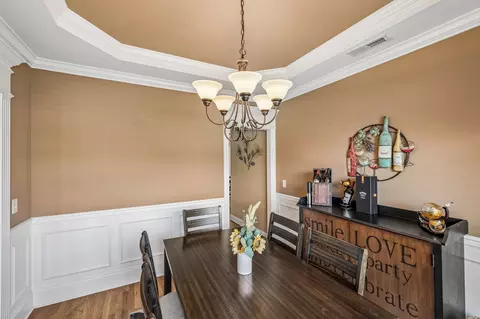 Dining - 5149 Prickly Pine Pl, Murfreesboro, TN 37129 photo 2 of 3