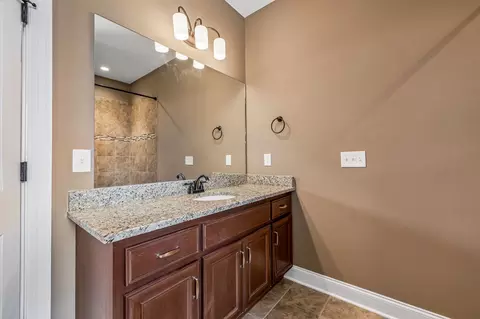 Bath - 5149 Prickly Pine Pl, Murfreesboro, TN 37129 photo 3 of 6
