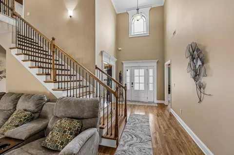 Entry Way - 5149 Prickly Pine Pl, Murfreesboro, TN 37129 photo 5 of 13