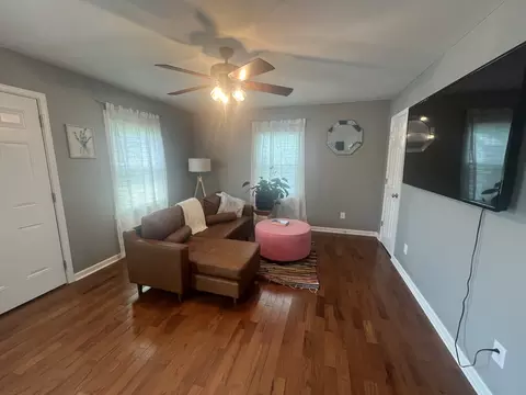 174 E Schell St, Gallatin, TN 37066 photo 3