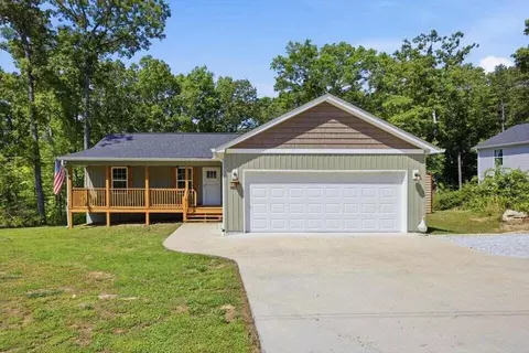 2704 Quarles Rd, Rocky Face, GA 30740