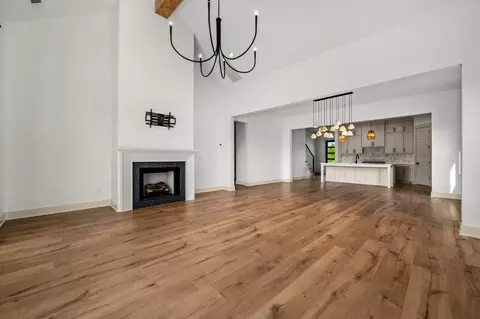 Living - 520 Gresham Ln, Murfreesboro, TN 37129 photo 5 of 5