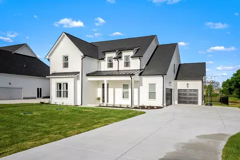 520 Gresham Ln, Murfreesboro, TN 37129