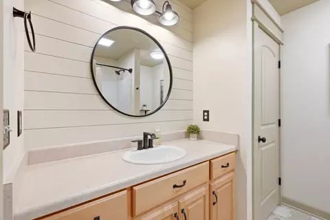 Bath - 480 William Whitworth Rd, Pulaski, TN 38478 photo 5 of 6