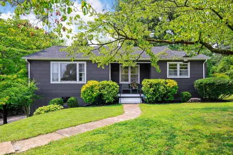 3230 Westonia Dr, Chattanooga, TN 37412