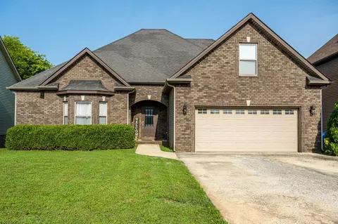 2394 Senseney Dr, Clarksville, TN 37042