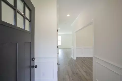 Entry Way - 5019 Salient Dr, Spring Hill, TN 37174 photo 1 of 3