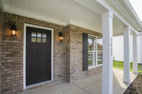 Exterior - 5019 Salient Dr, Spring Hill, TN 37174 photo 3 of 5