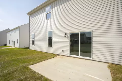 Exterior - 5019 Salient Dr, Spring Hill, TN 37174 photo 4 of 5