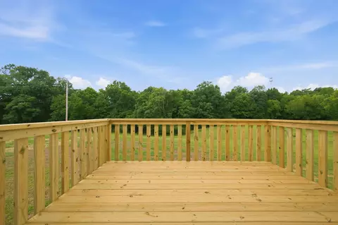 Exterior - 1434 E Piney Rd, Dickson, TN 37055 photo 2 of 6