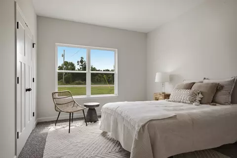 Bedroom - 1434 E Piney Rd, Dickson, TN 37055 photo 4 of 5