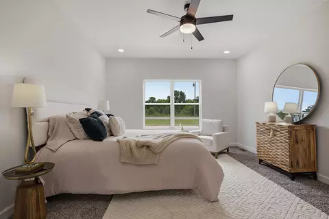 Bedroom - 1434 E Piney Rd, Dickson, TN 37055 photo 2 of 5