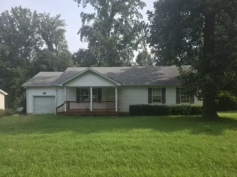 4138 Mitchell Weaver Rd, Scottsville, KY 42164