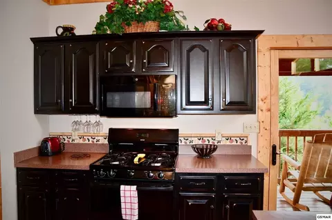 3539 Sugar Maple Loop Rd, Sevierville, TN 37862 photo 17