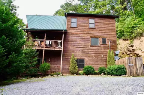 3539 Sugar Maple Loop Rd, Sevierville, TN 37862 photo 1
