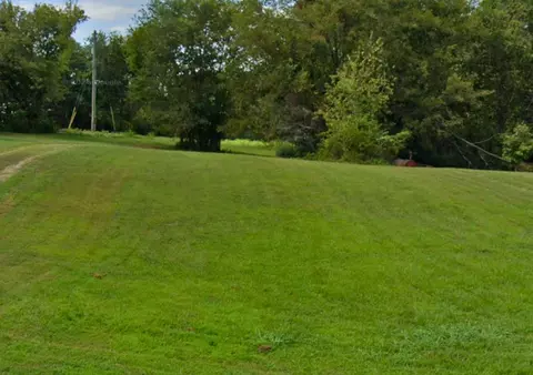 1351 York Rd, Clarksville, TN 37042
