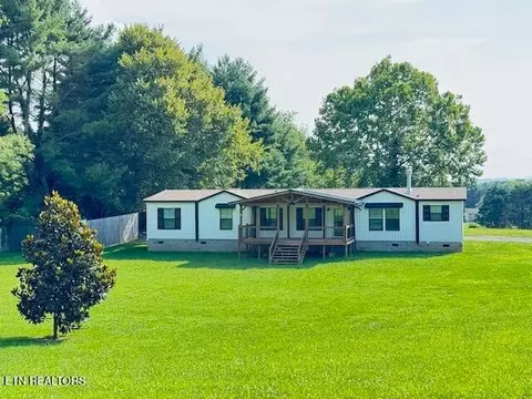 7820 Morris Rd, Knoxville, TN 37938