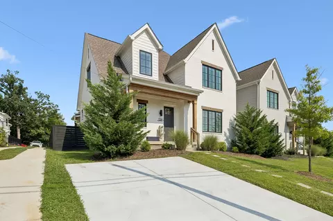 128 37th Ave N, Nashville, TN 37209
