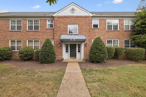 1112 Clifton Ln #10, Nashville, TN 37204