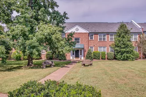 1112 Clifton Ln #10, Nashville, TN 37204