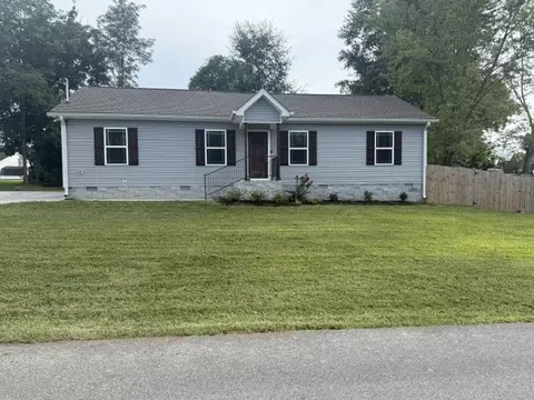 307 W Coffee St, Manchester, TN 37355