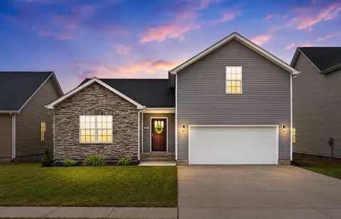 386 Pinkston Ct, Clarksville, TN 37040