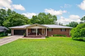218 Alpine Dr, Rossville, GA 30741