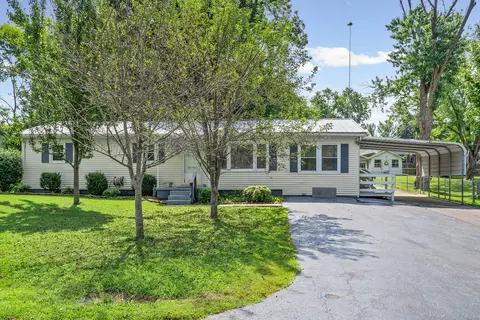 3020 Elinor Dr, Hopkinsville, KY 42240
