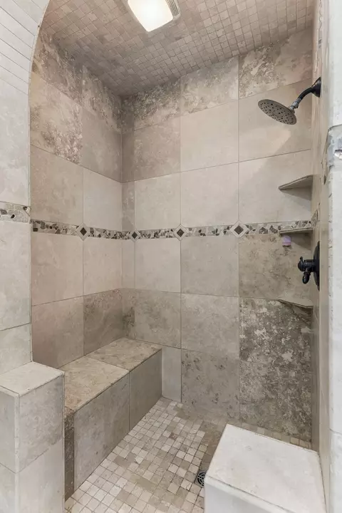 Bath - 3005 Mickey Rd, Spring Hill, TN 37174 photo 6 of 12