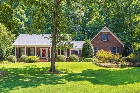 353 Hidden Oaks Trl NE, Cleveland, TN 37312