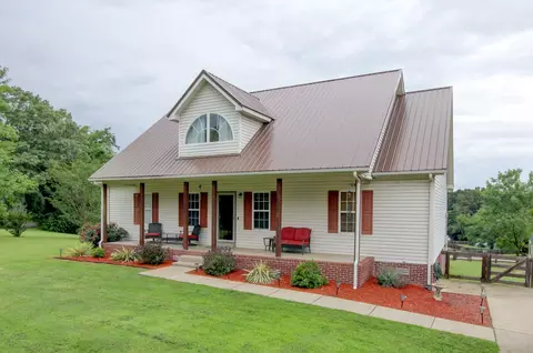 2964 Sweethome Rd, Chapmansboro, TN 37035