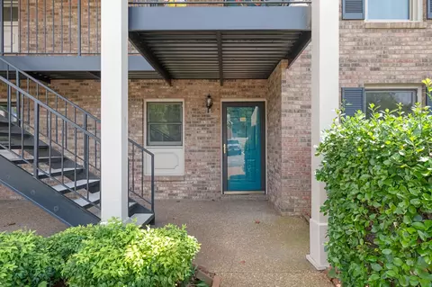 352 Westfield Dr, Nashville, TN 37221