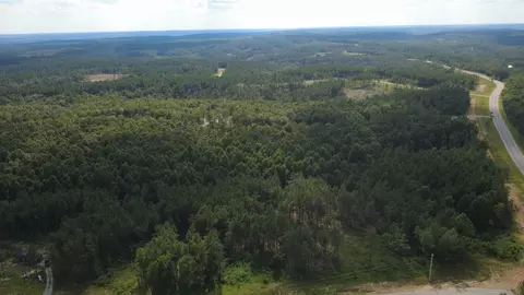110 Hilltop Dr, Hohenwald, TN 38462