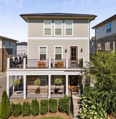 109 Demoss Rd, Nashville, TN 37209