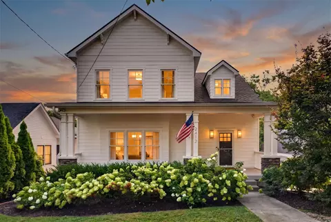2412 9th Ave S #A, Nashville, TN 37204