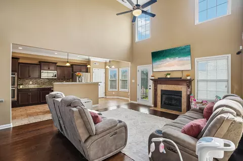 1249 Winterset Dr, Clarksville, TN 37040
