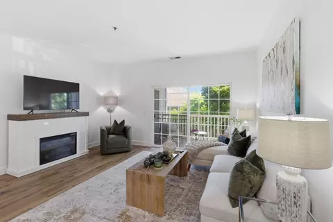 7003 Lenox Village Dr #B9, Nashville, TN 37211