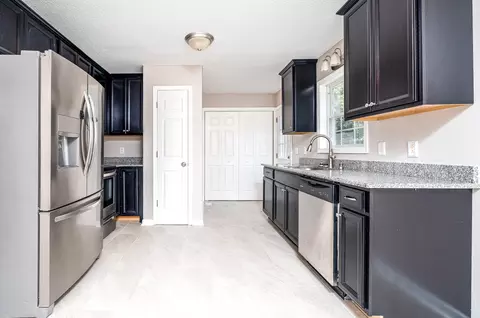 2687 Elkmont Dr, Clarksville, TN 37040