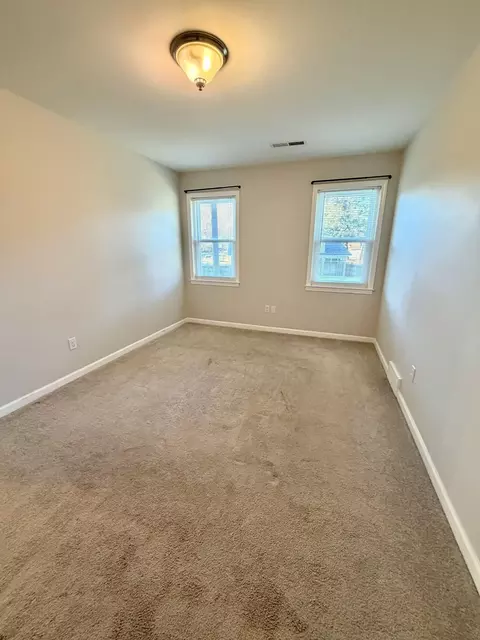 Bedroom - 6092 Macinness Dr, Memphis, TN 38119 photo 8 of 9