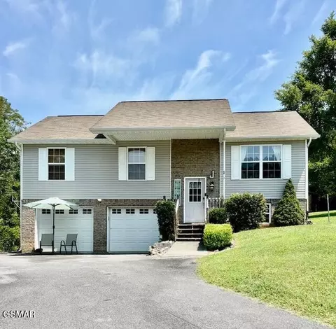 2535 Grotto Ln, Sevierville, TN 37876