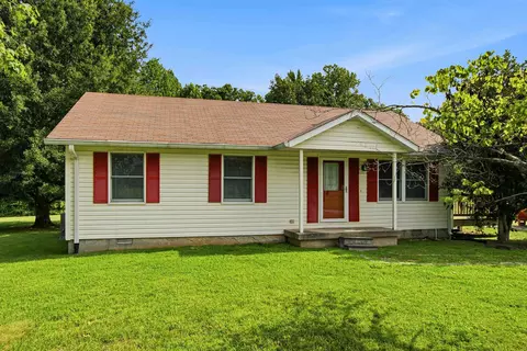 3312 Friendship Rd, Cross Plains, TN 37049