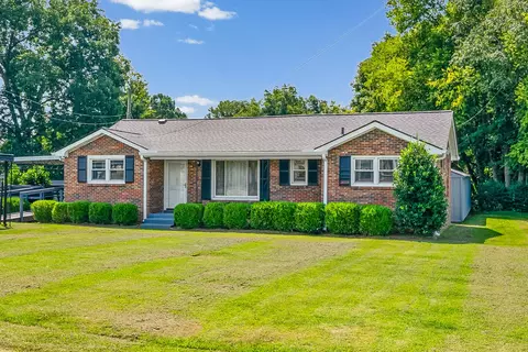2542 Pleasant View Rd, Pleasant View, TN 37146