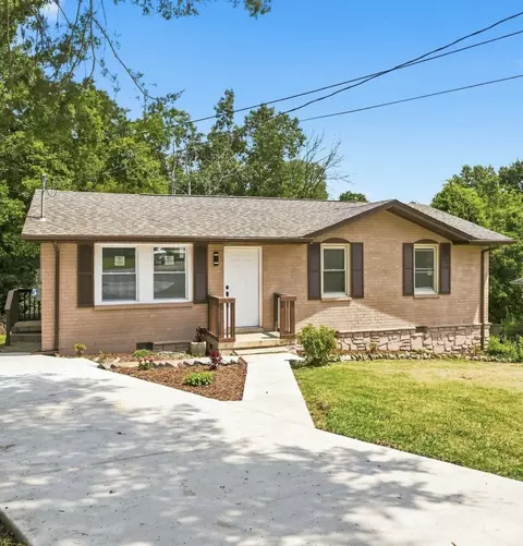 613 Maclaurin Ct, Nashville, TN 37207